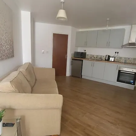 Lovely 1 Bedroom With Parking Bristol