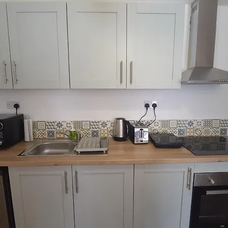 Lovely 1 Bedroom With Parking Bristol